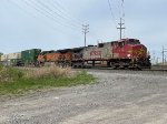 BNSF 712, 5113 on NS 264